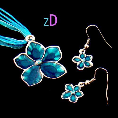 H836 Gorgeous Flower Design Gemstone Necklace Earrings Set Fashion 